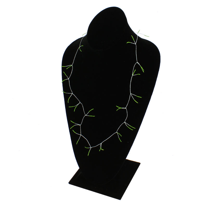 Green pistil necklace nolde x Luz Moreno