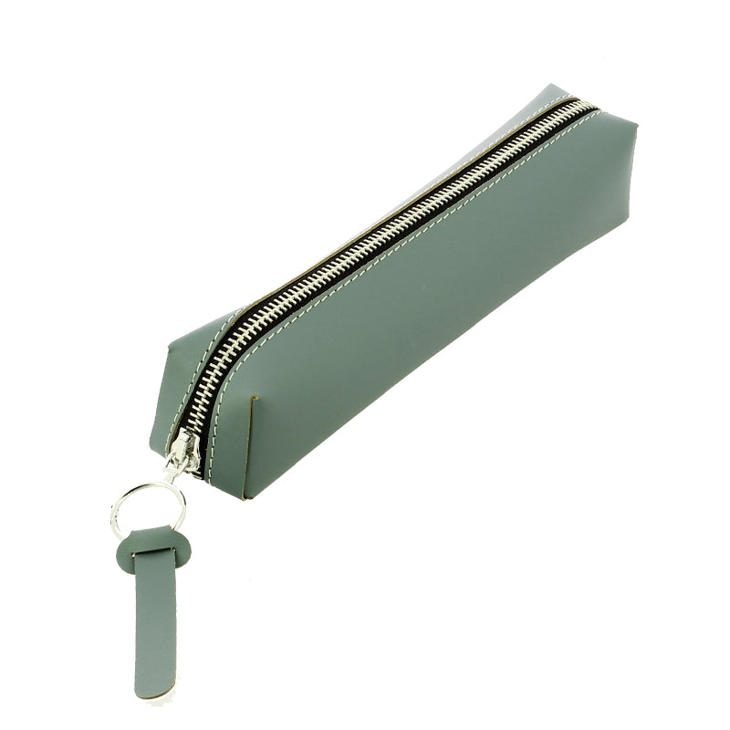 Estuche de piel reciclada verde MNTB